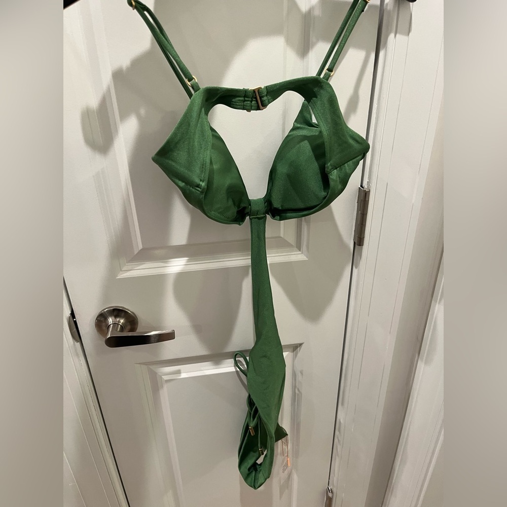 NWT Cult Gaia Teo Cutout One Piece Swimsuit Basil Green S - Picture 4 of 4